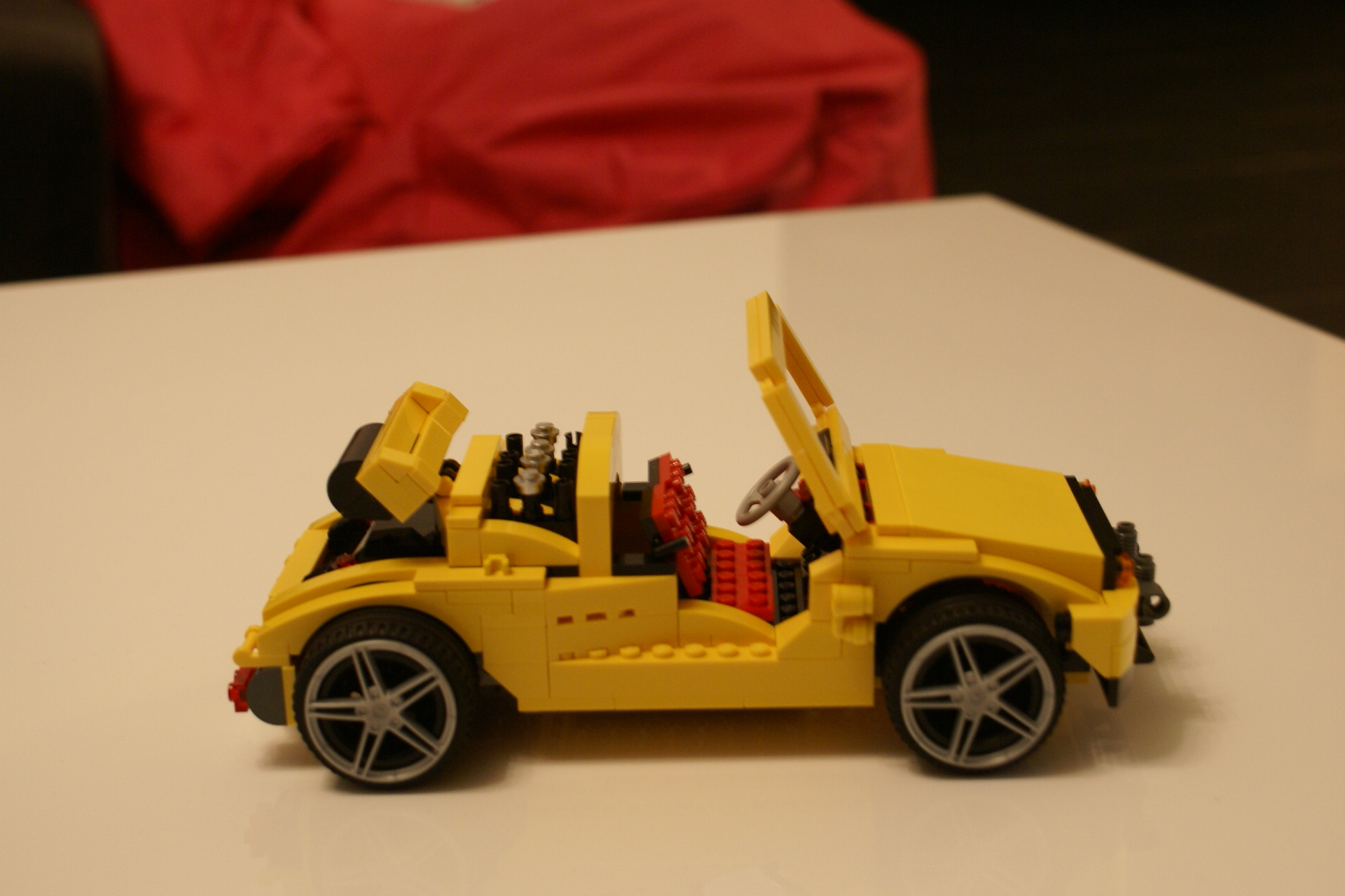 lego_8143_moc_hotrod_09.jpg