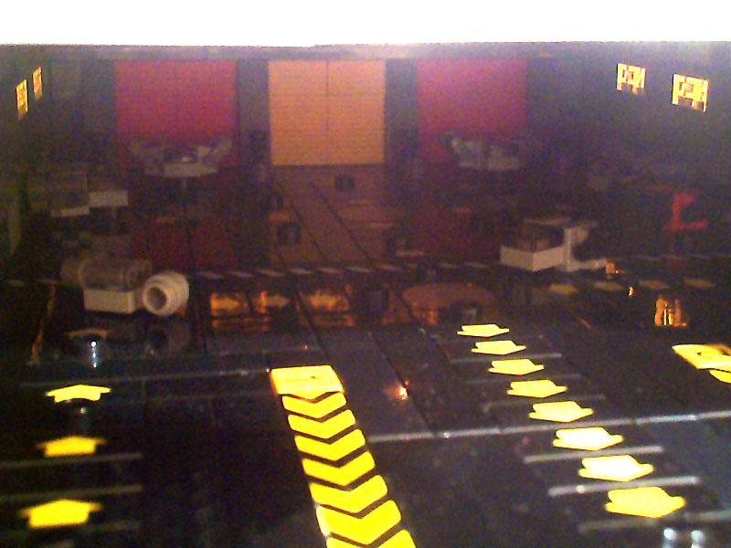 hangar1.jpg