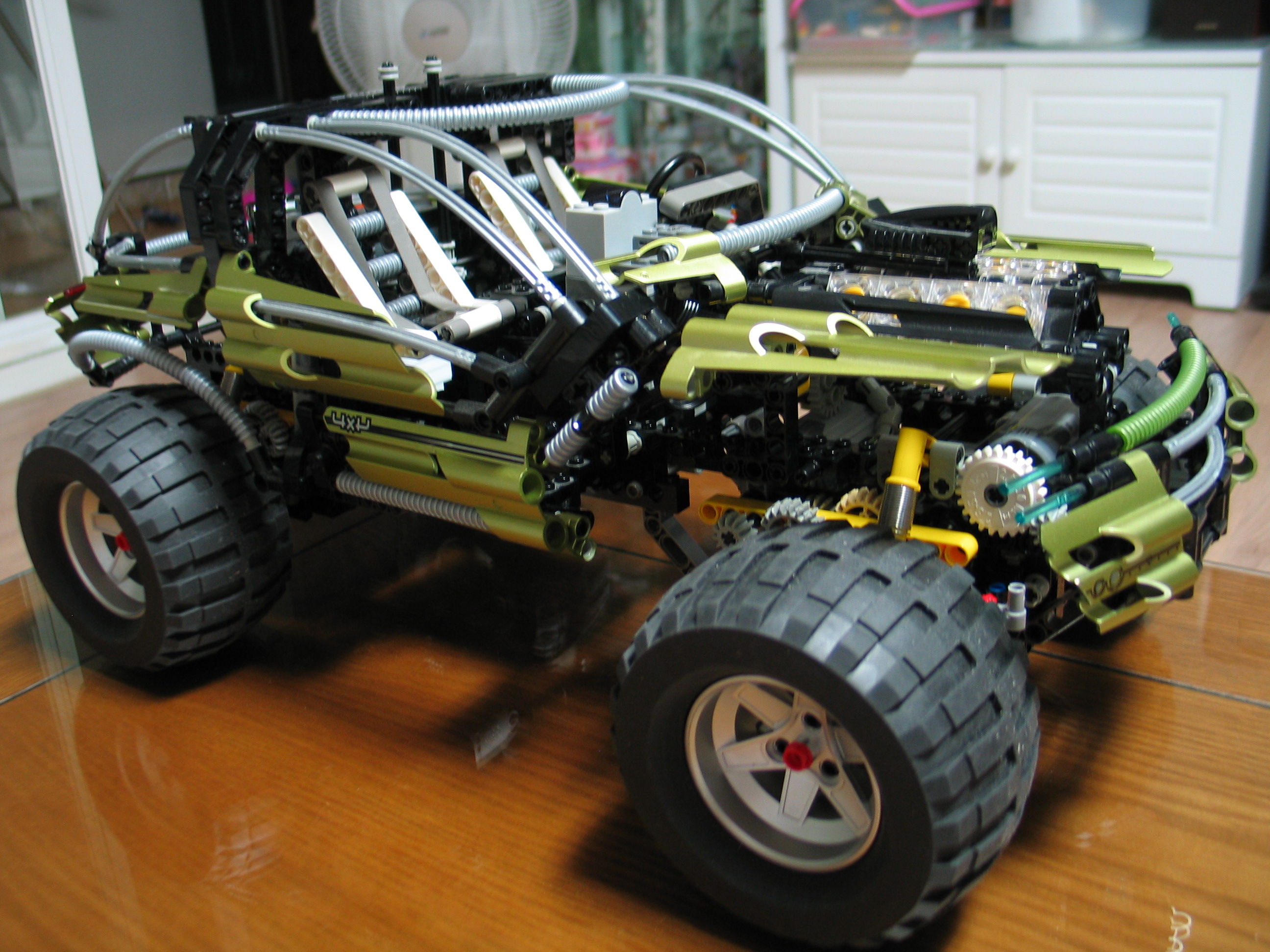 8466_4x4-07.jpg