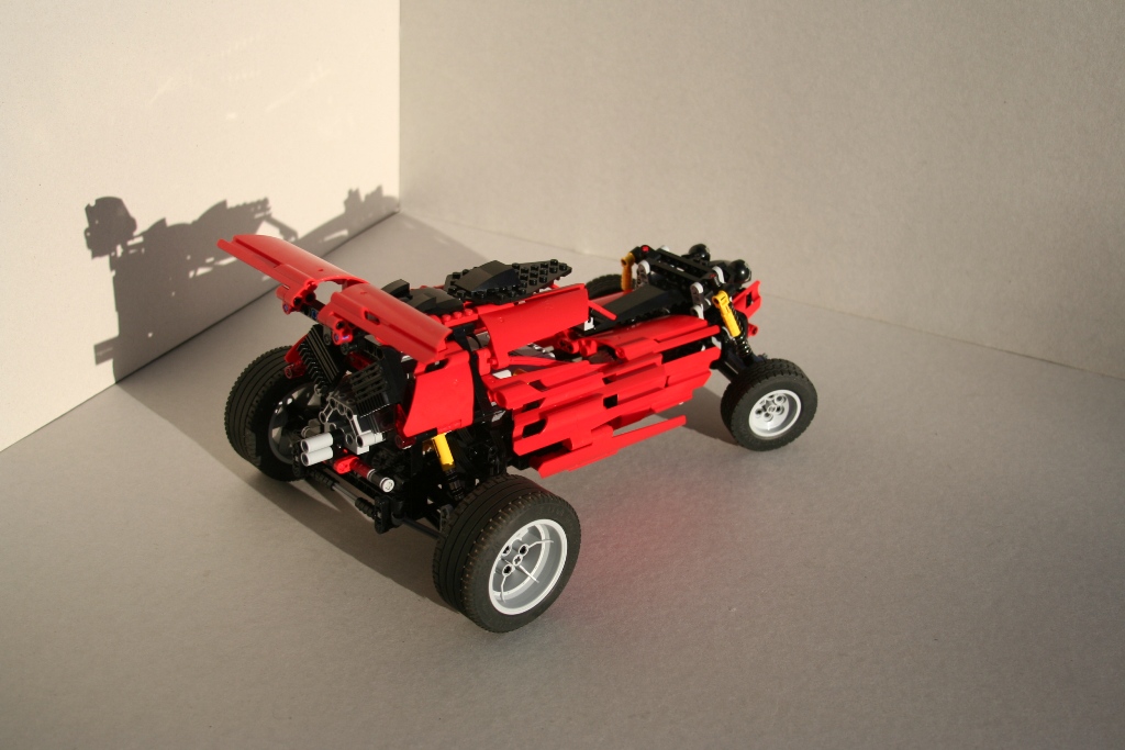 xlr8r013.jpg