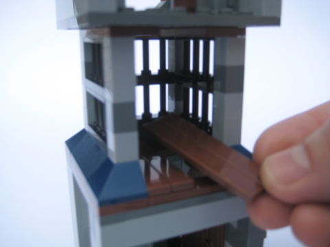 7037_feature01.jpg
