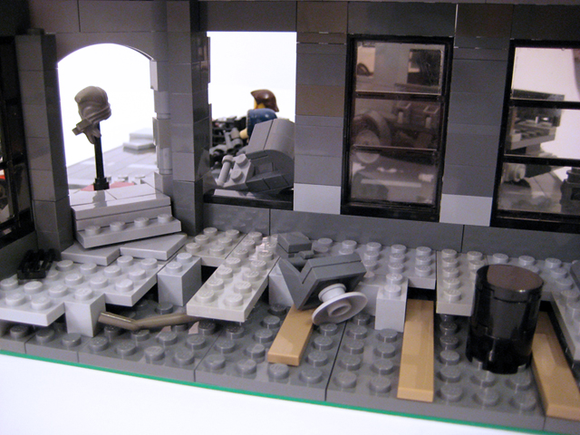 09-inside.jpg