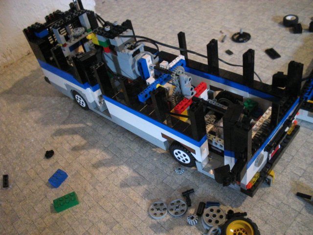 bus-construction-0030.jpg