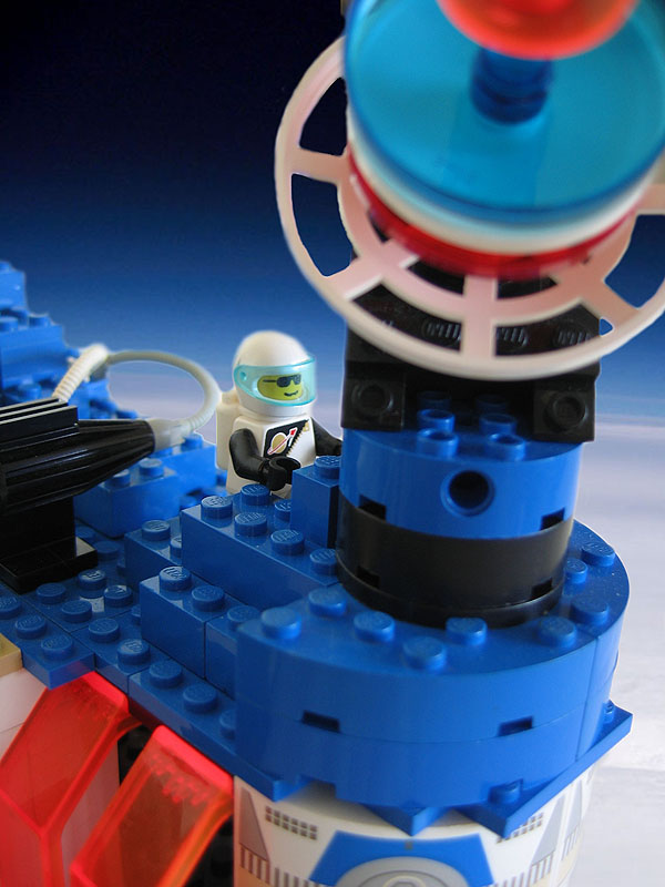 lego_space_station_009.jpg