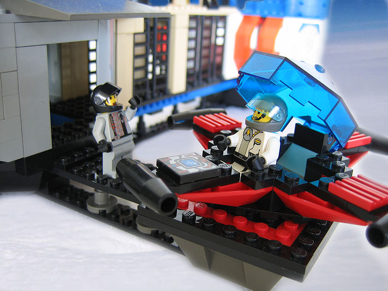 lego_space_station_013.jpg