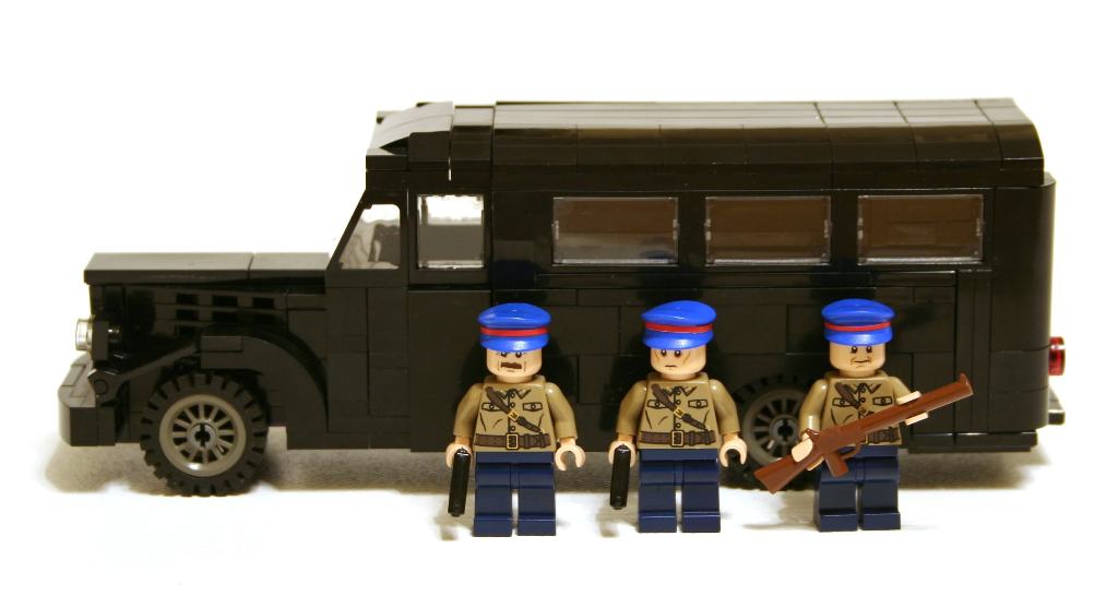 nkvdbus3.jpg