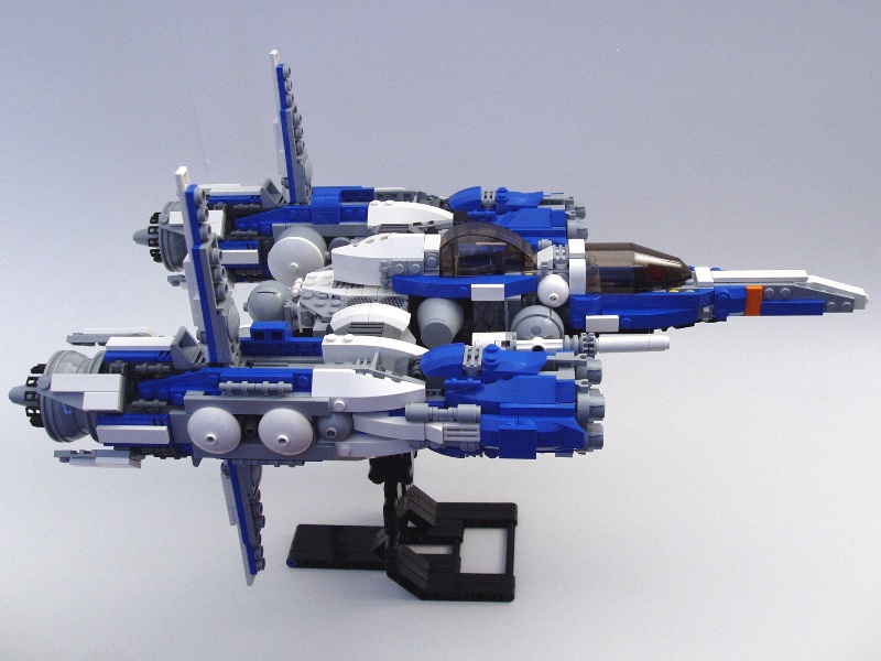 ysf002aozhawkef03.jpg