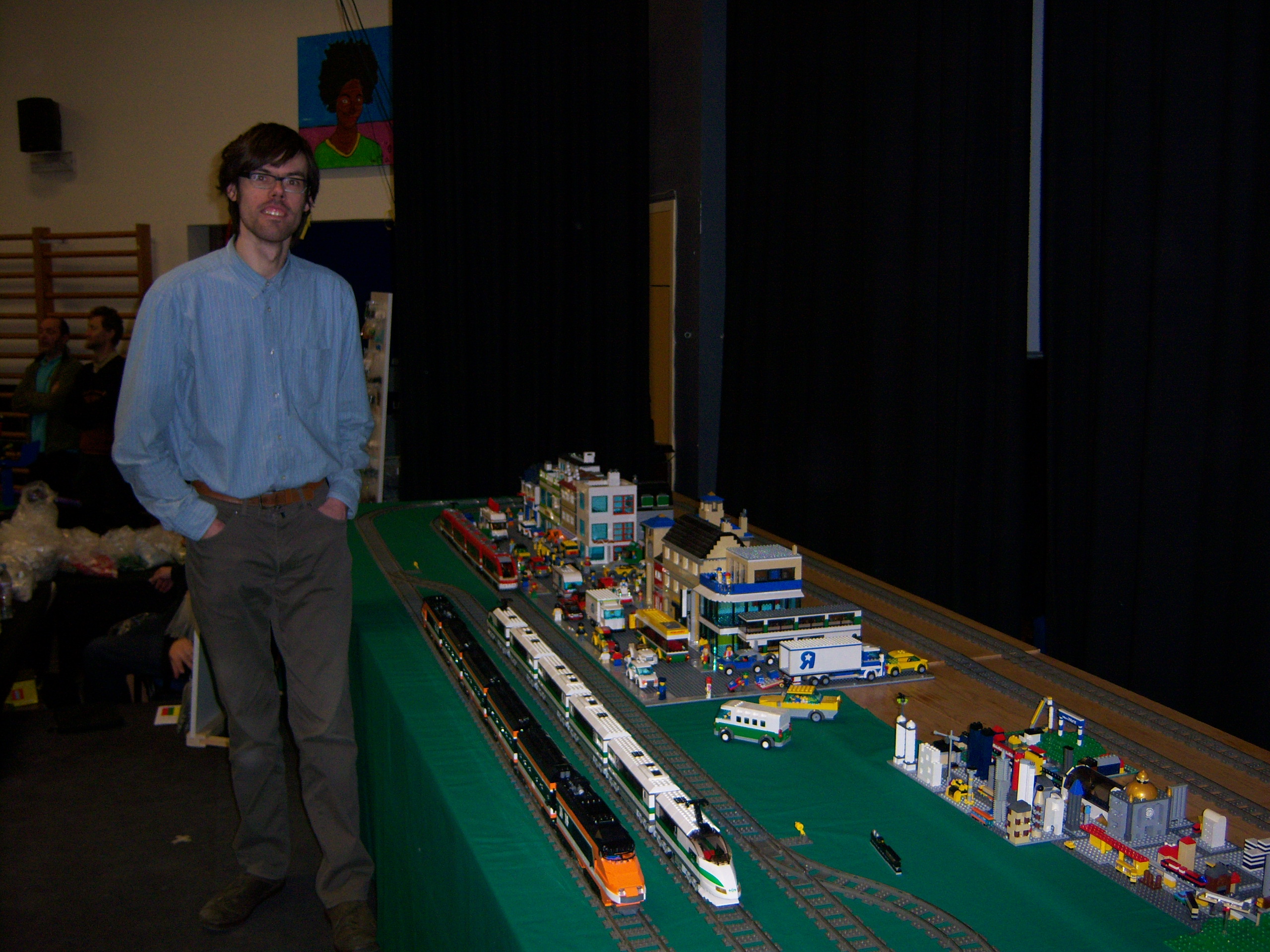 zaal_podium_links_moc_dennis.jpg