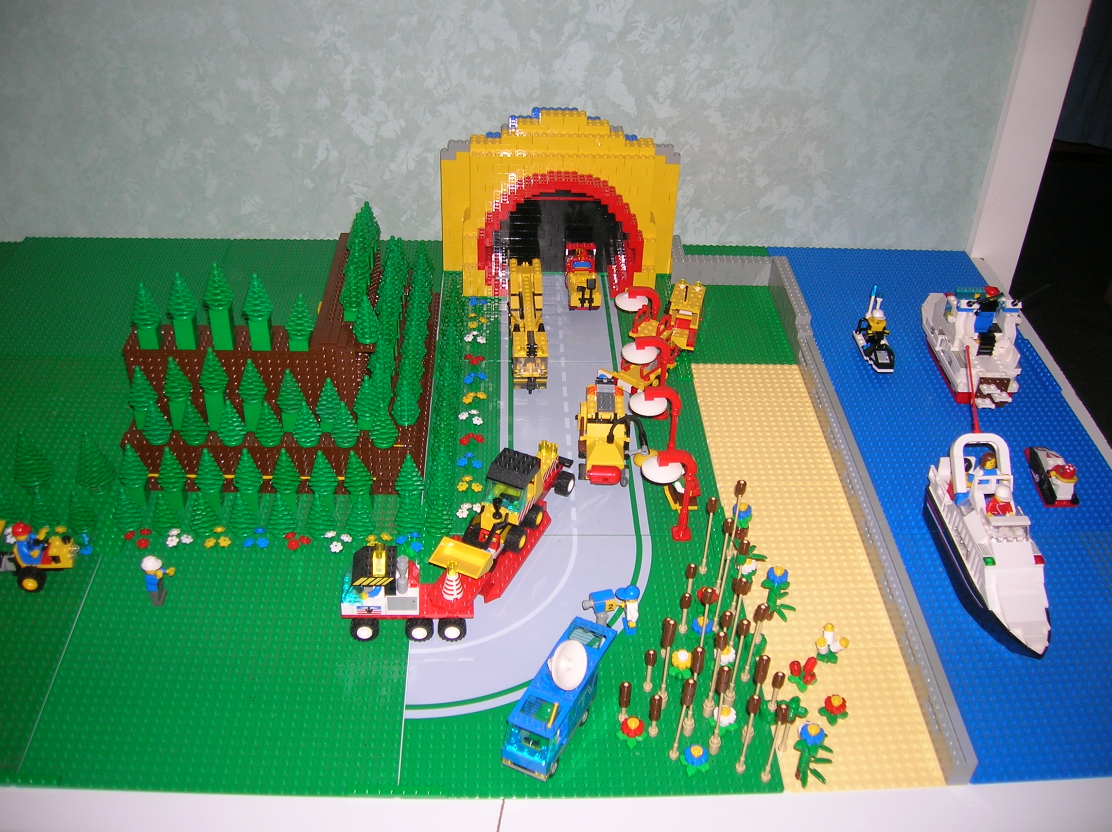 layout2007new01.jpg