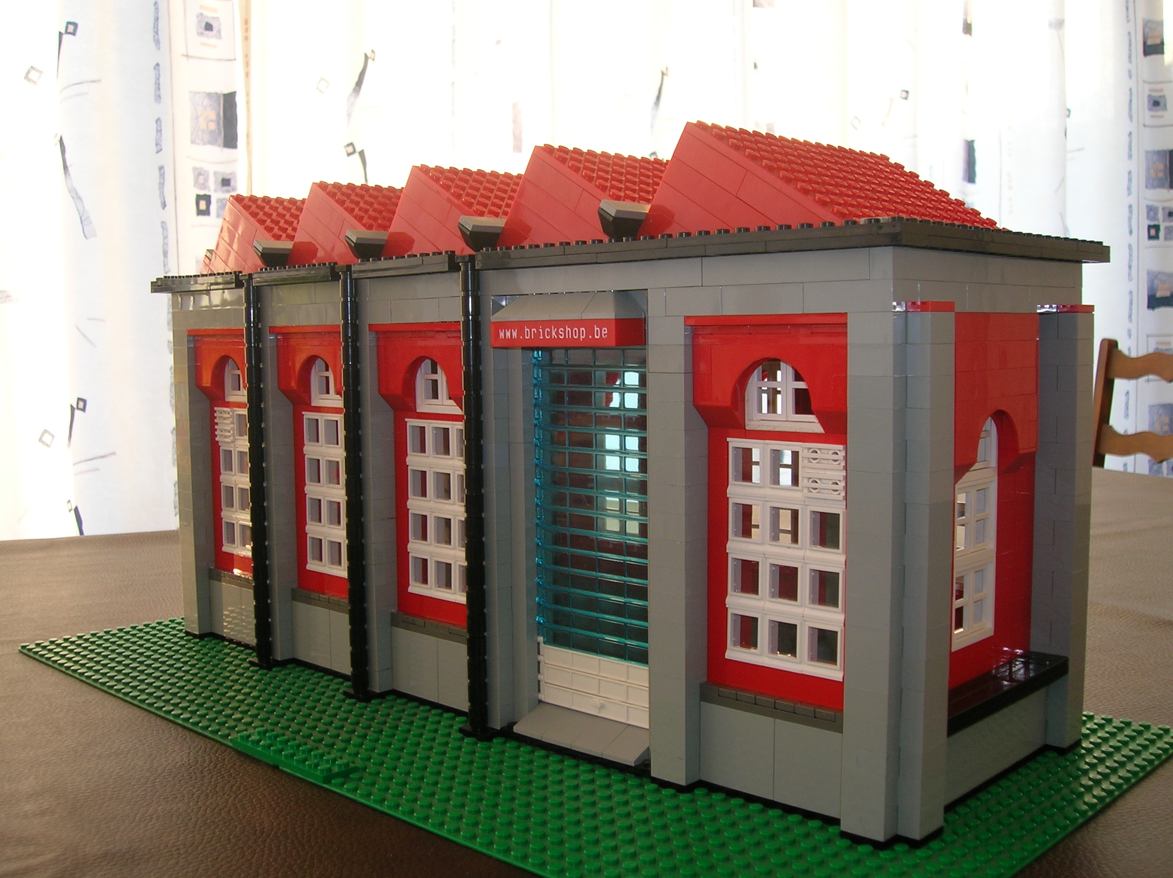 moc_de_fabriekshal_2007_rightcorner.jpg