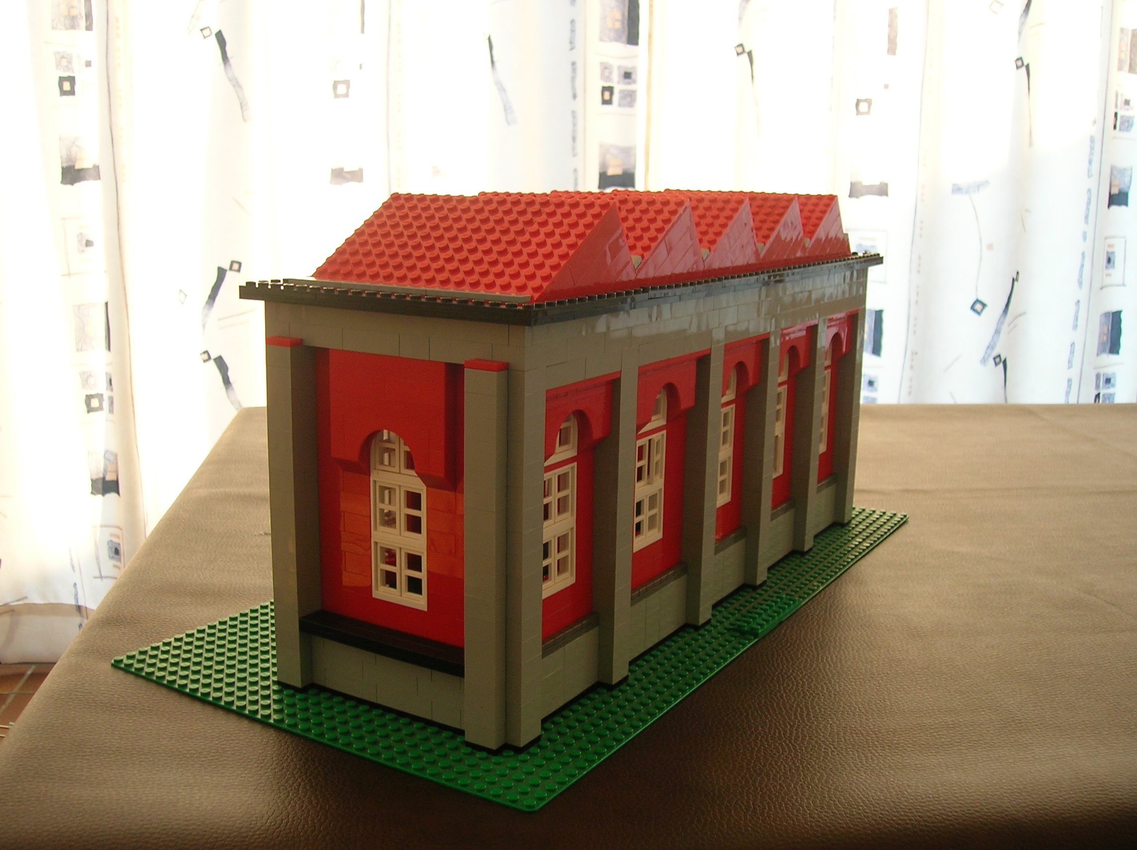 moc_de_fabriekshal_2007_rightside.jpg