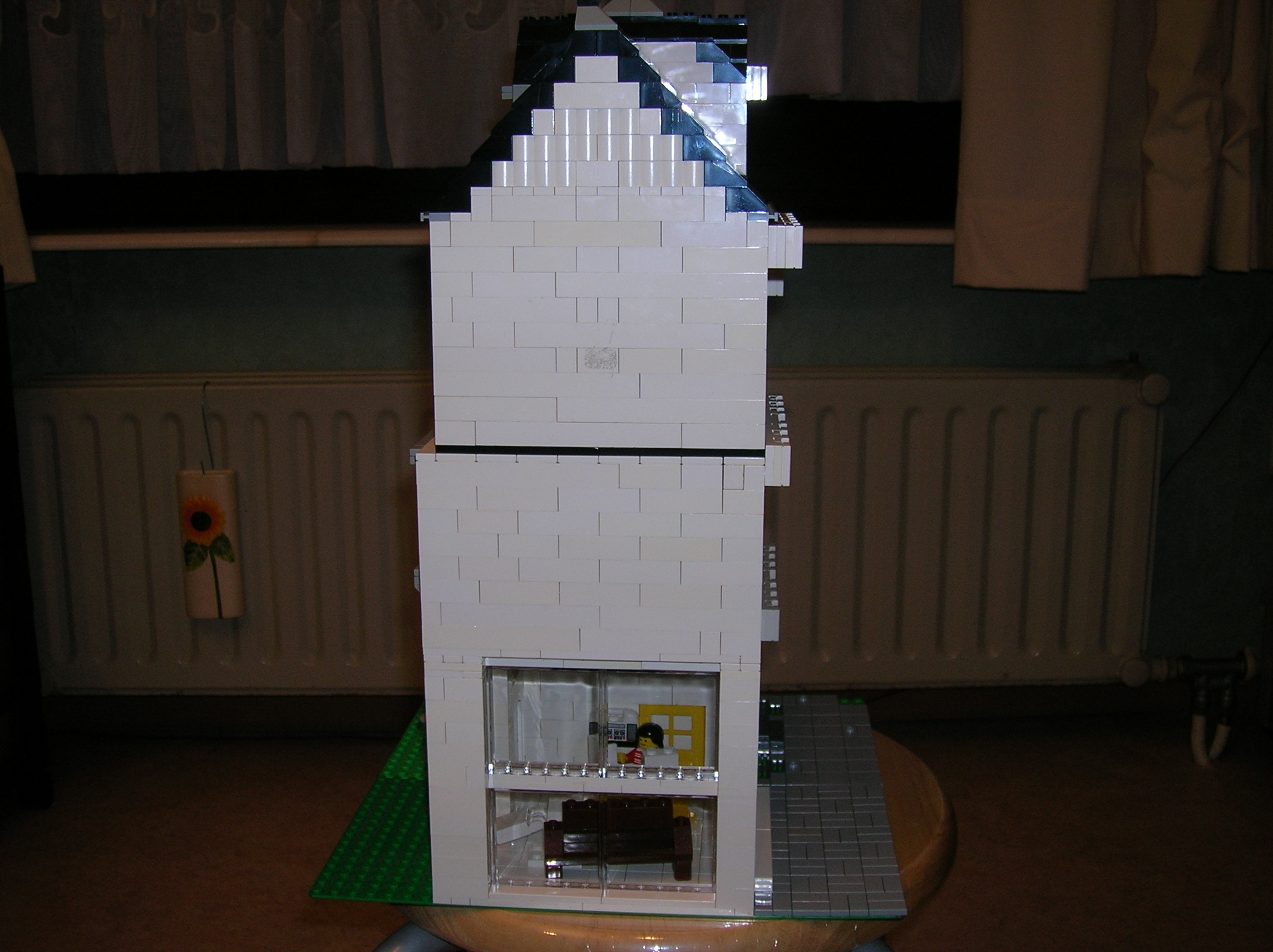 white_houses_for_lw2008_002.jpg