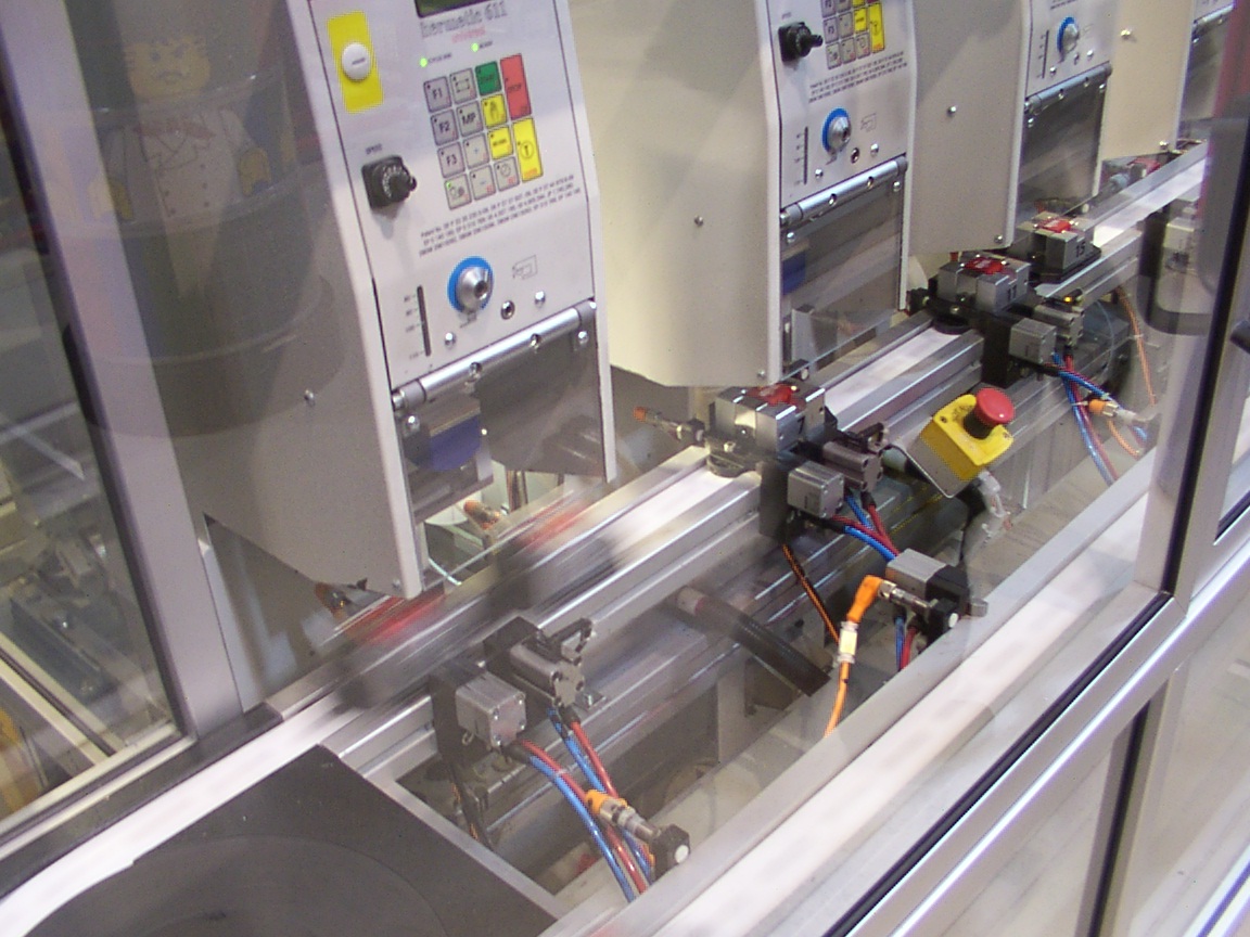 037.jpg