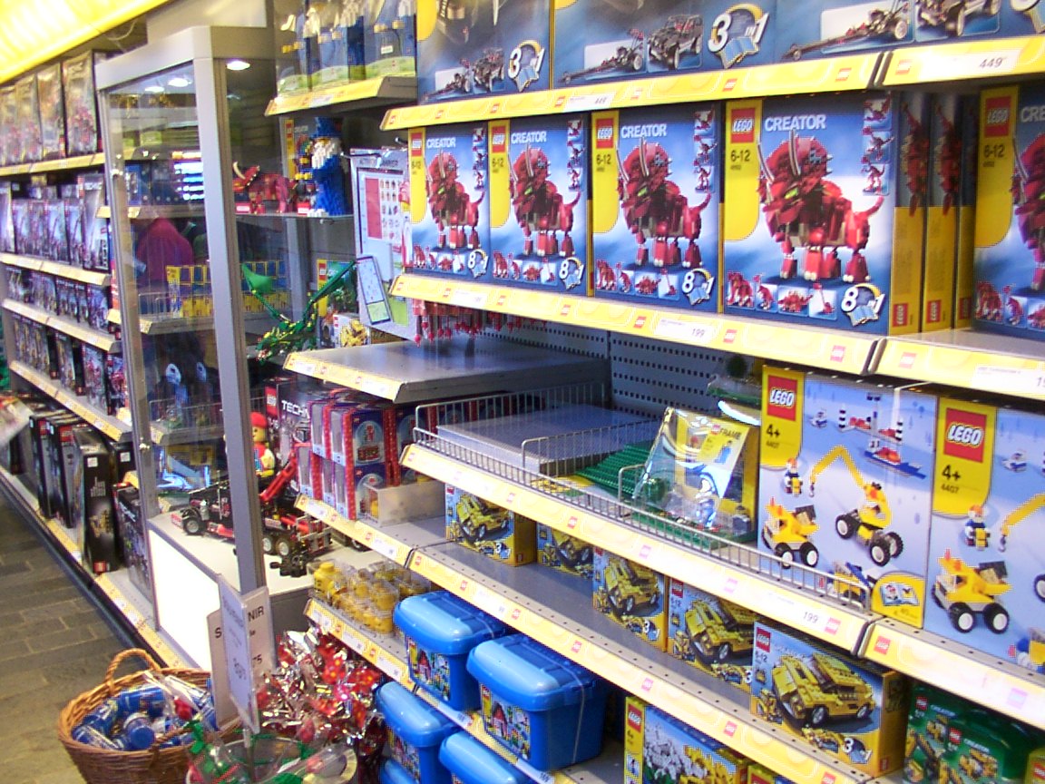 013_shop.jpg