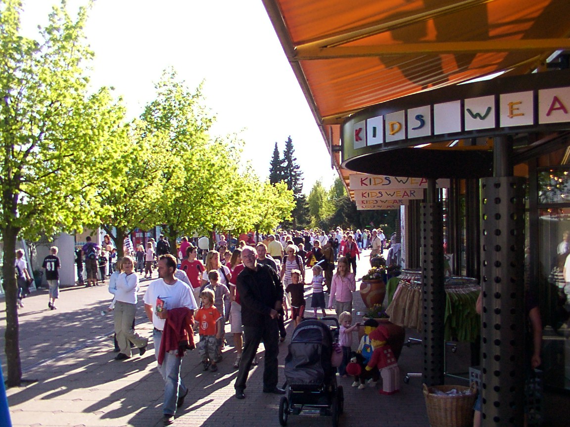 026_shop.jpg