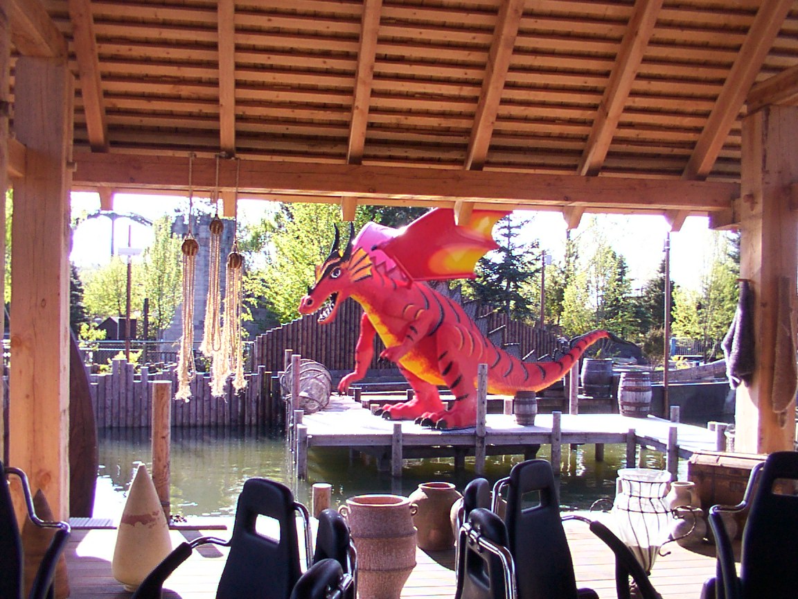 045_viking_river_splash.jpg