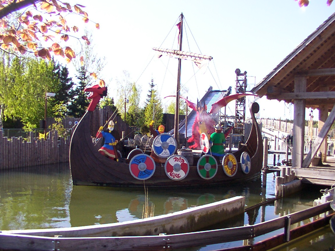 050_viking_river_splash.jpg