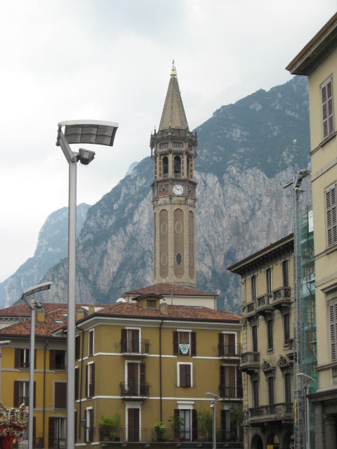 088_real_lecco_tower.jpg