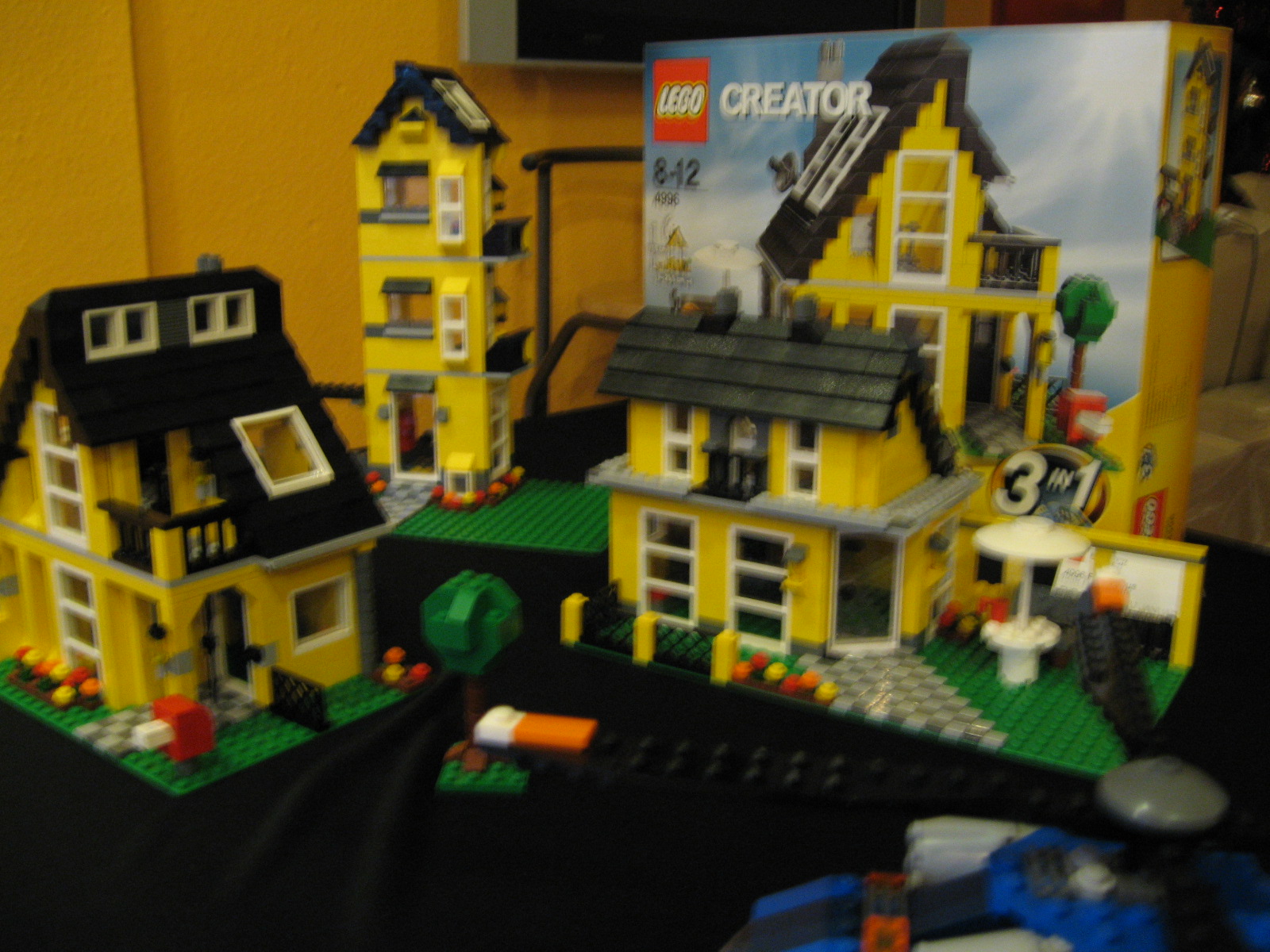 097_new_set.jpg