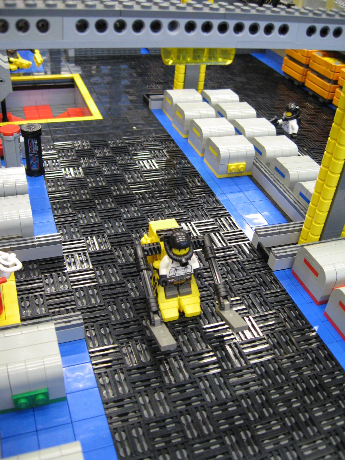 103_dutch_moonbase.jpg