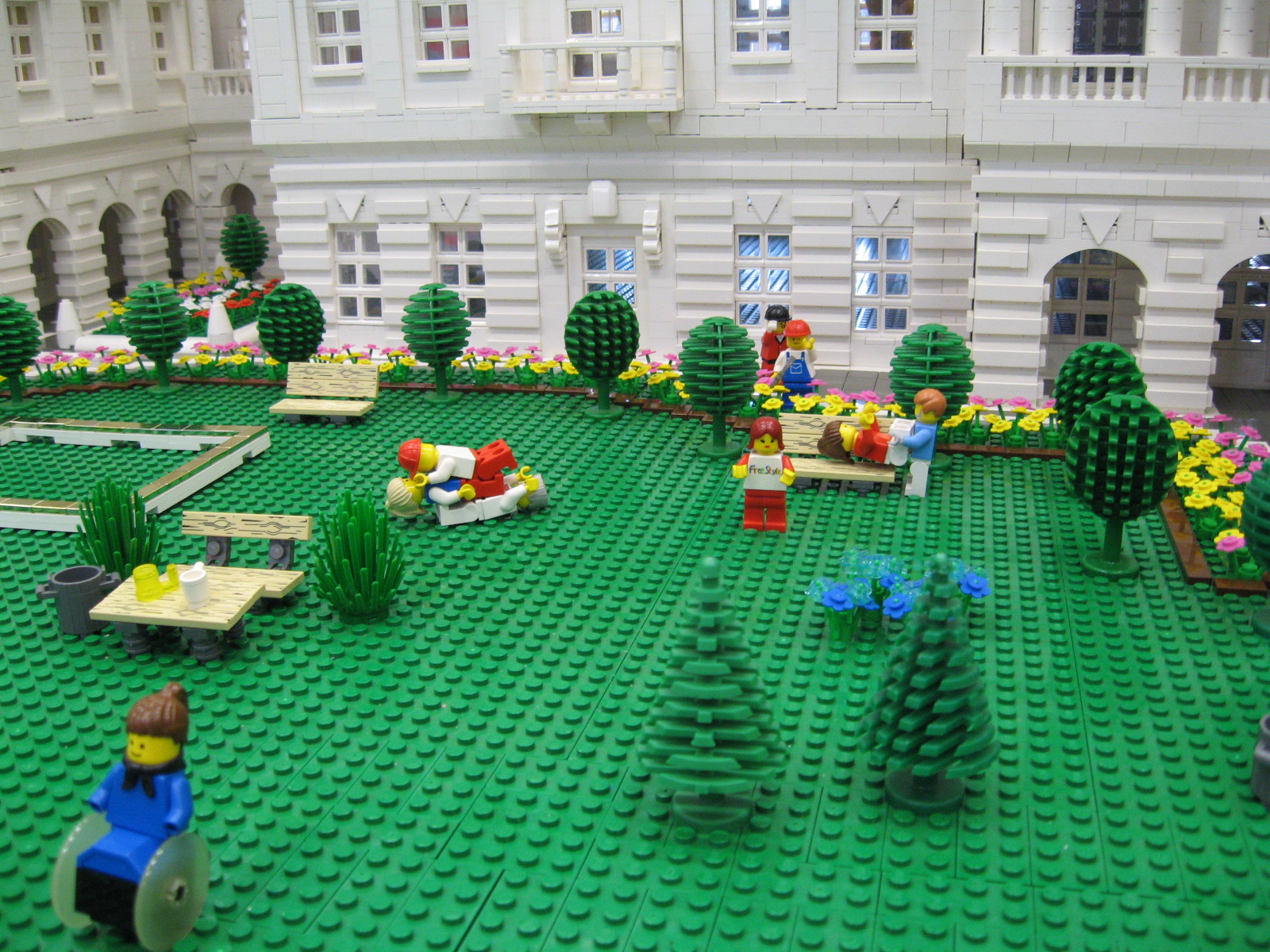 162_white_house_18plus.jpg