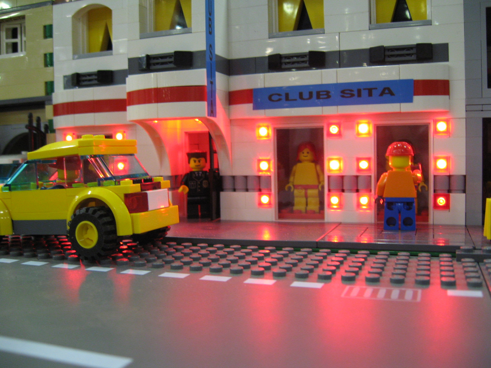 003-red_light_district.jpg