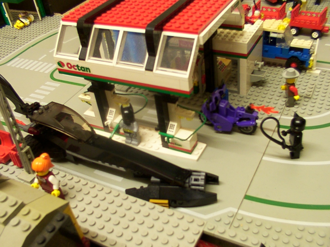 sometimes_even_batman_needs_gas.01.jpg