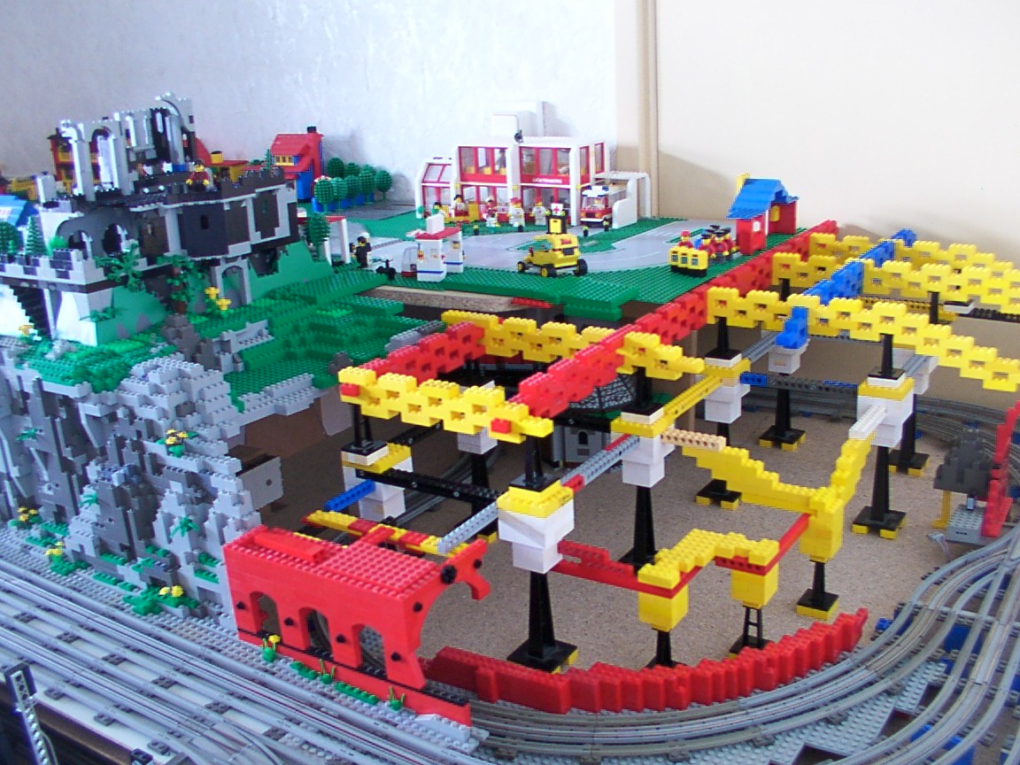 mountain_and_wall_in_progress_13.jpg