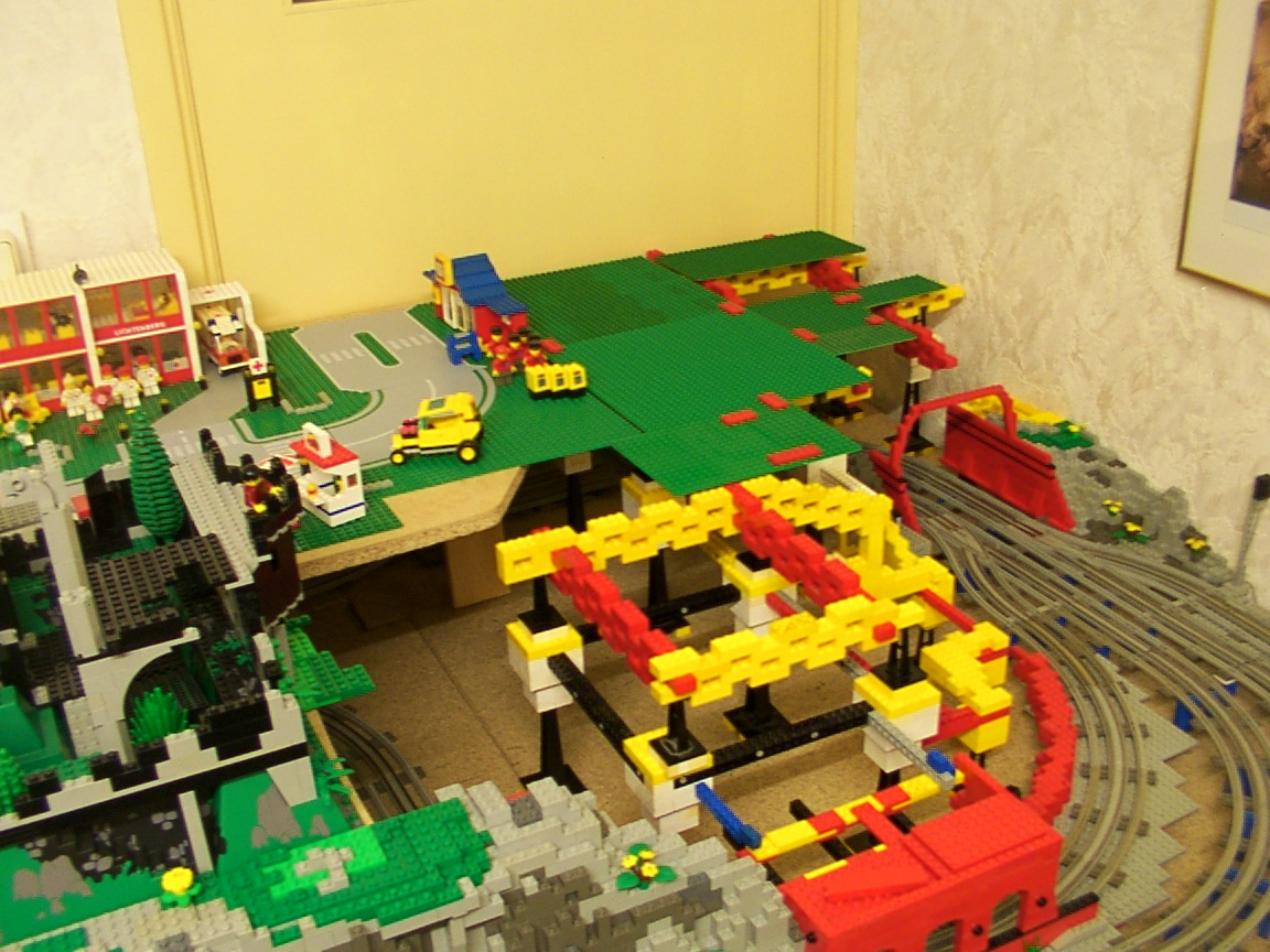 mountain_and_wall_in_progress_14.jpg