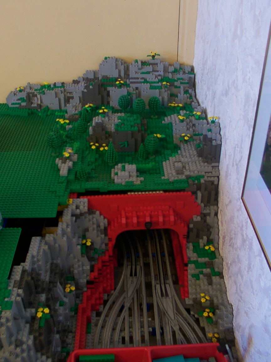 mountain_and_wall_in_progress_21.jpg