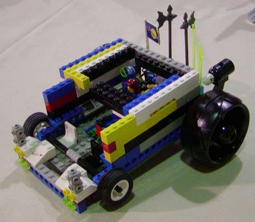 pc05-lego-moving01a.jpg