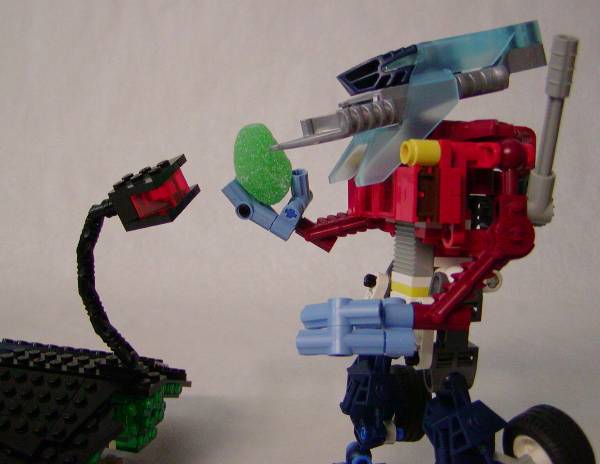 voptimus-061a.jpg