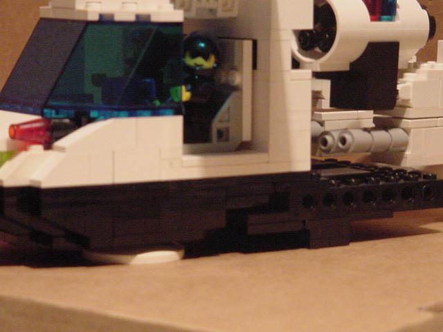 ueu1-02.jpg