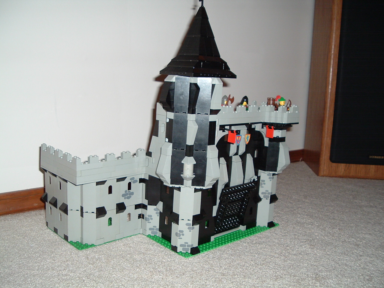 firstcastle02.jpg