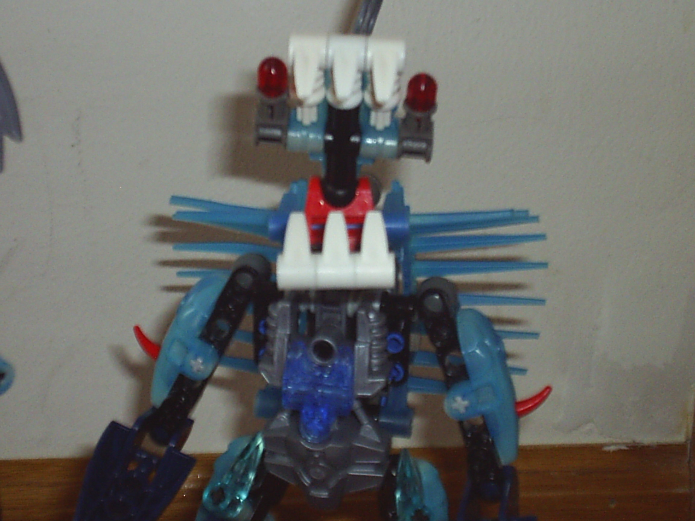 makaruteeth.jpg