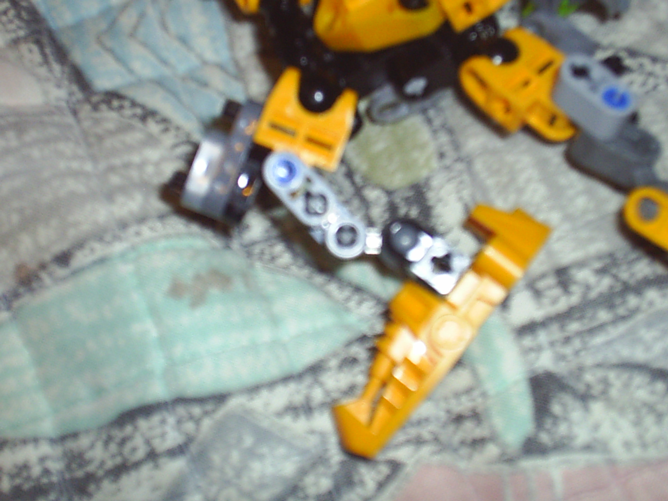 ignika3leg.jpg