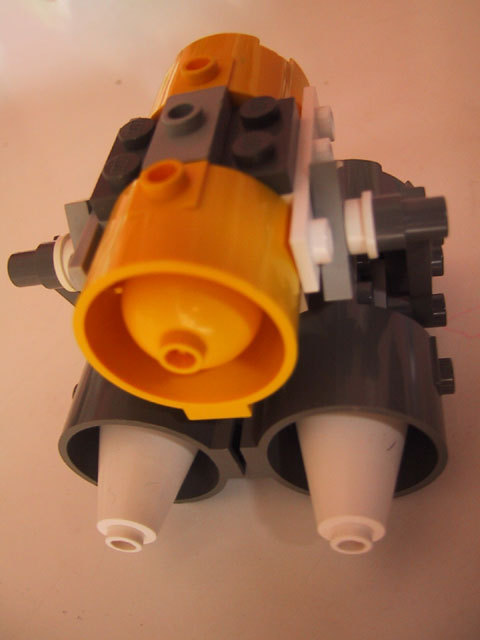 ichneumon-engine-2.jpg