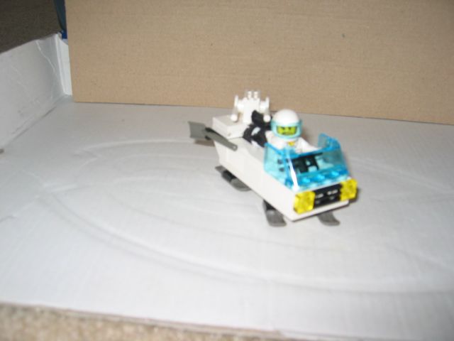 snowmobile.jpg