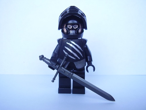 masked_black_knight_4.jpg