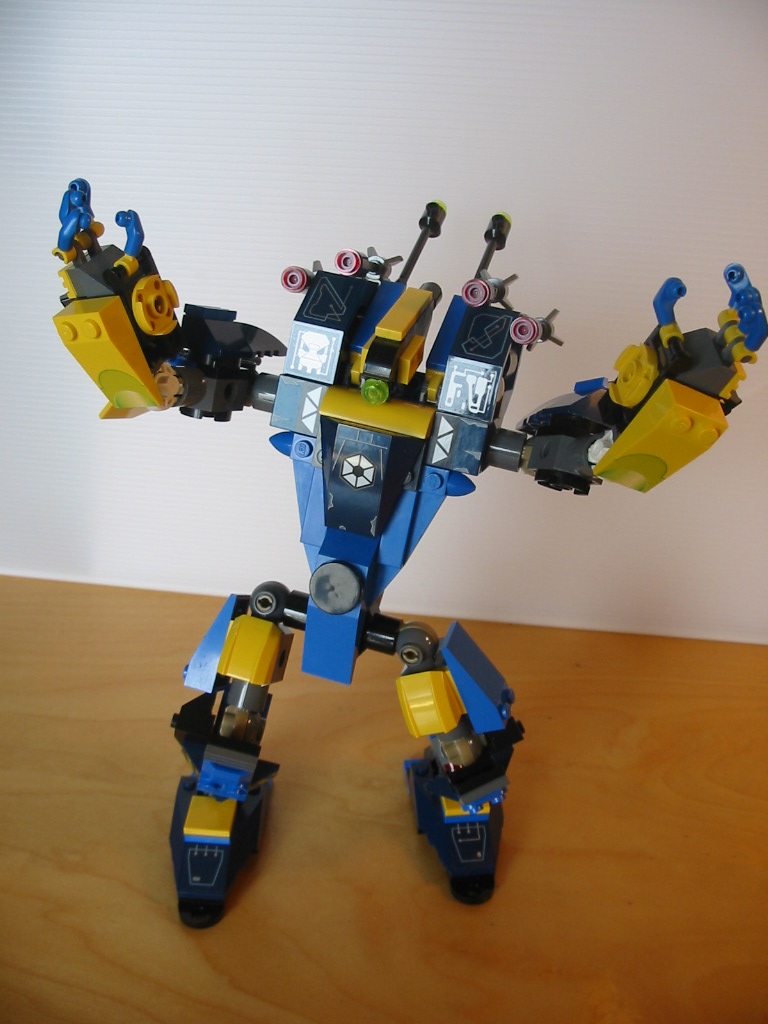 blue_titan_01arms.jpg