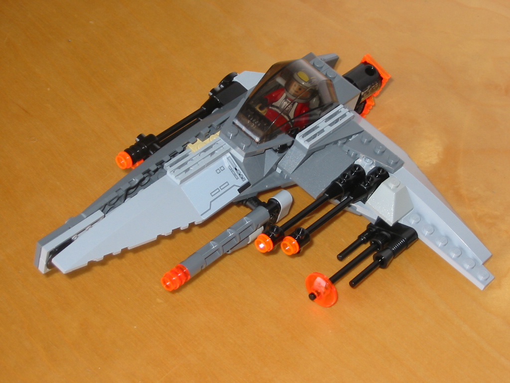 l-wing_01.jpg