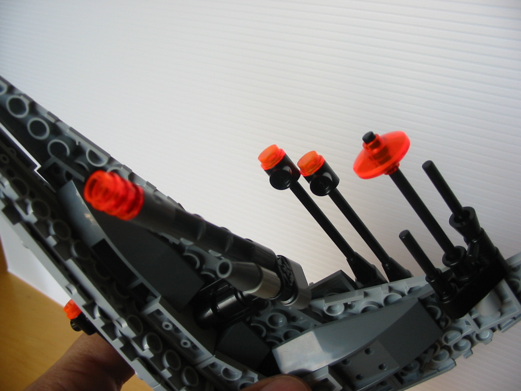 l-wing_01_weapons.jpg