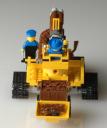 tractorb06.jpg