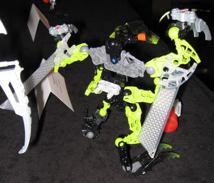 bionicle_makuta_mistika_09_gorast.jpg