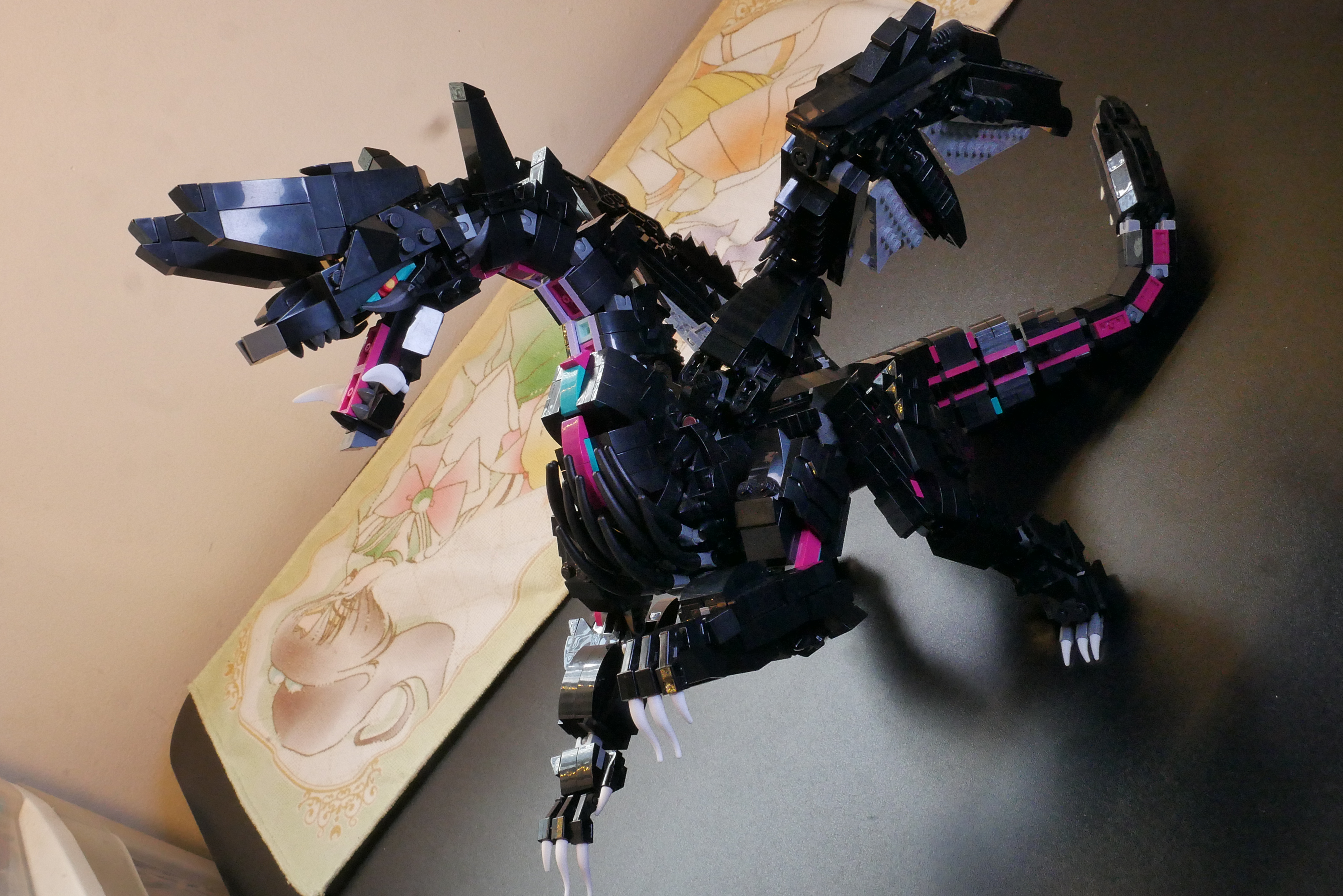 alatreon_stand_4.jpg