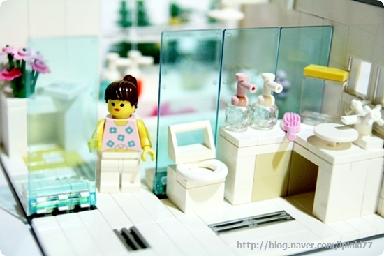 pinkbrick_bathroom_010.jpg