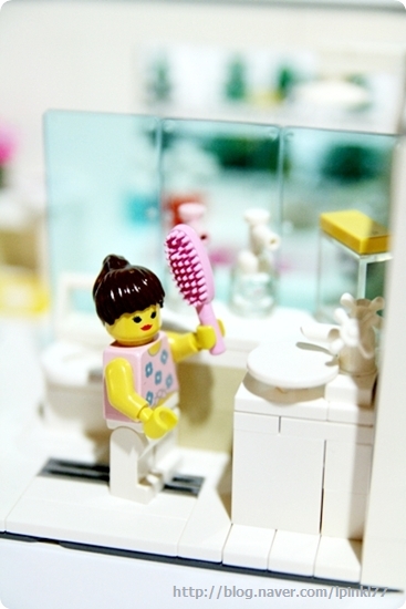 pinkbrick_bathroom_011.jpg