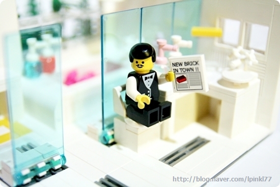 pinkbrick_bathroom_012.jpg