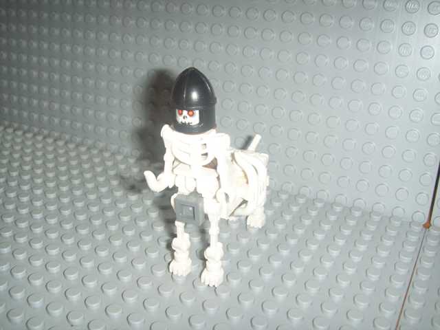 skelcentaur01.jpg