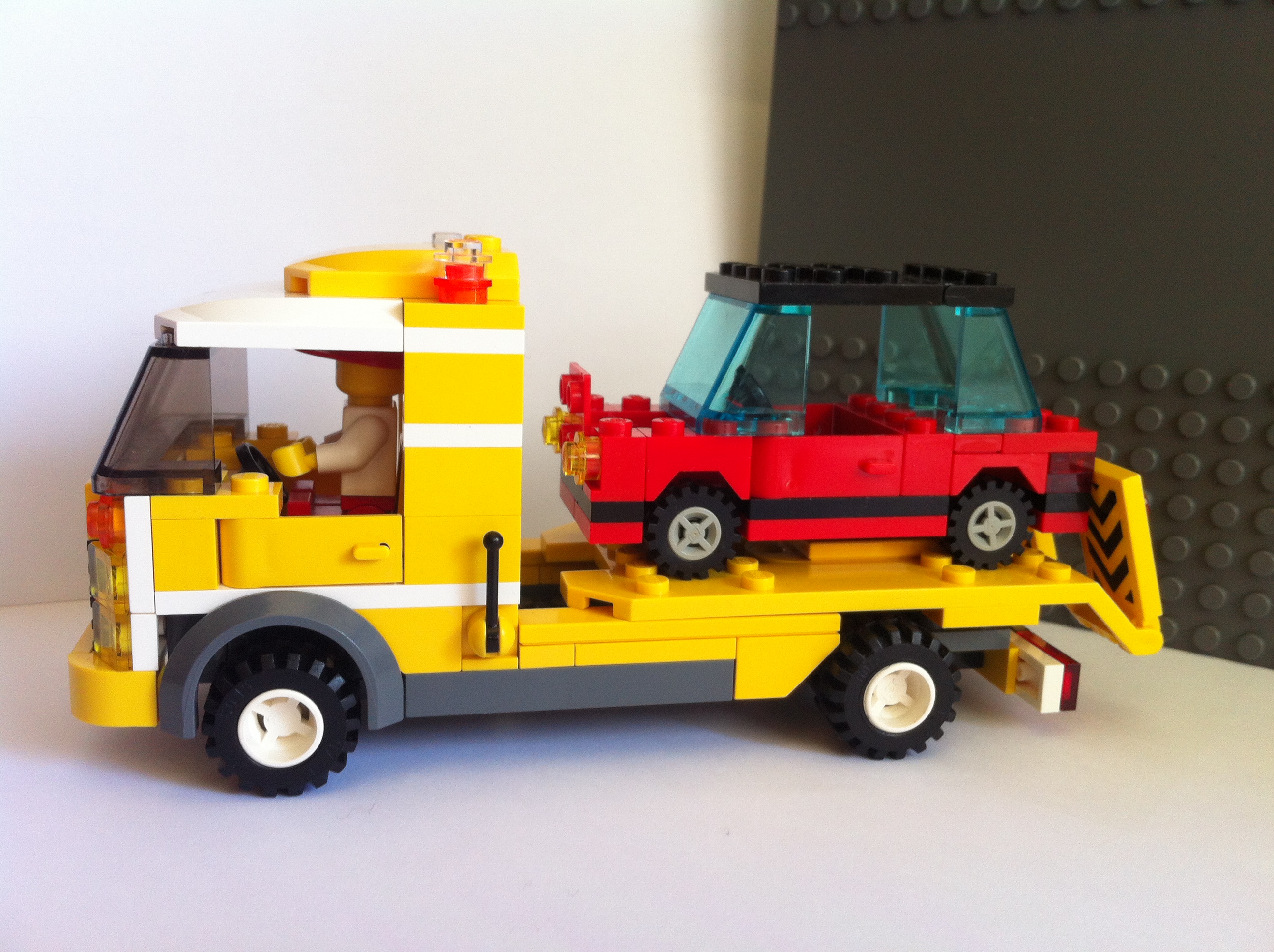 moc_towtruck_2.jpg